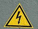 Electricians mistake kills 2, injures 13. |  http://today.az/news/society/56042.htmlI think that 10kv on a phone line would...