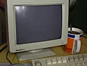 9"-Monitor: defekt?  |  Hallo Mitlesende,unser wunderschöner kleiner s/w 9"-SVGA-Monitor hat heute beim...