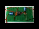Wie frequenzstabil ist ein Oszillator mit CMOS Schmitt-Trigger? |   >Ist natürlich ein nettes Bastelprojekt, als ungeduldiger Mensch, der ich...