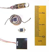 F: lichtempfindliche Diode  |  Hallo,Preisfrage: Ist es wirklich eine Diode? Ich habe bei mir auch solche Teile...