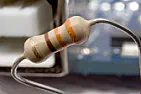 kolorowe paski na opornikach |  Hello Piotr,  Saturday, November 6, 2004, 4:10:02 PM, you wrote:   Czytasz z...
