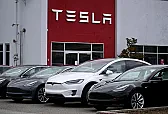 OT.     A Tesla Goes Boom |   The car was out of warranty so the owner decided to have some fun.  