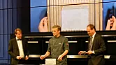 F: Ceranfeldanschluss  |  Meine Empfehlung: Kauf Dir ein neues mit eigener Steuerung. ...